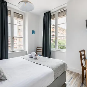 Du Simplon Hotell